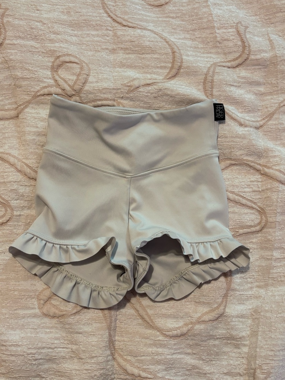 High-Waist Ruffle Hem Women’s Shorts — Light Gray Tiger Friday